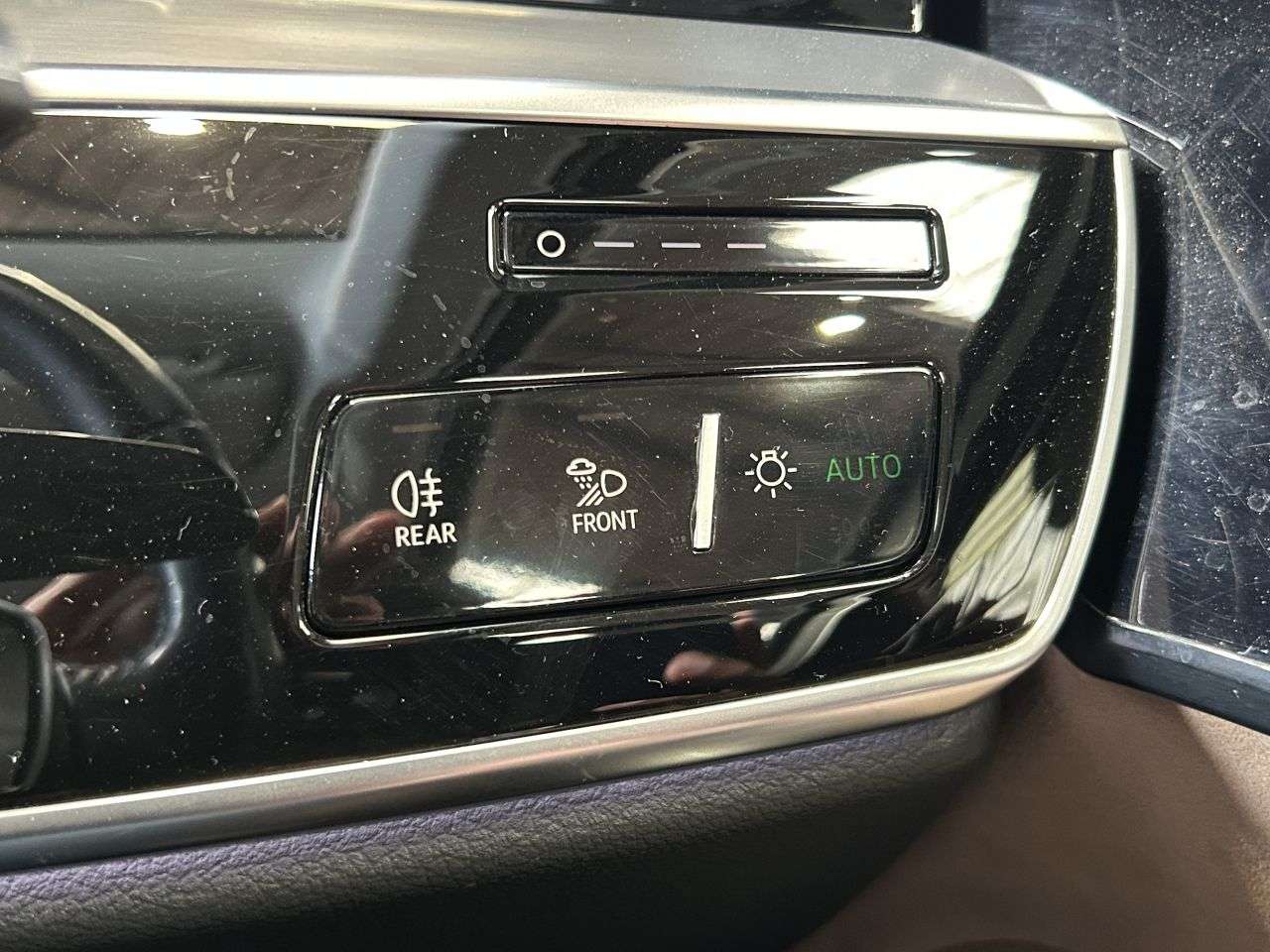 2018 AUDI A8 2018 AUDI A8