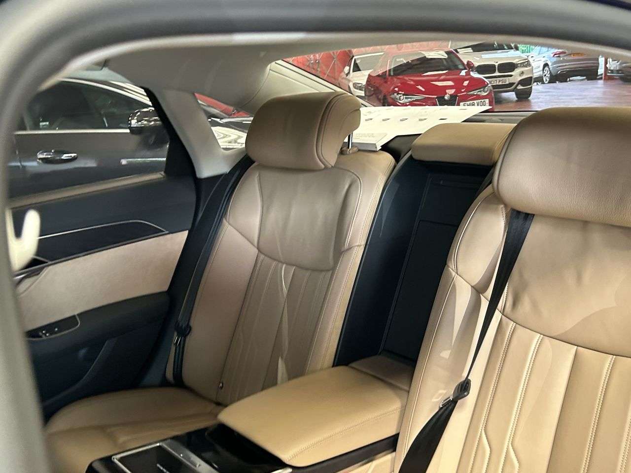 2018 AUDI A8 2018 AUDI A8