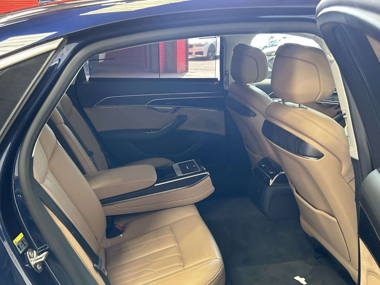 2018 AUDI A8 2018 AUDI A8