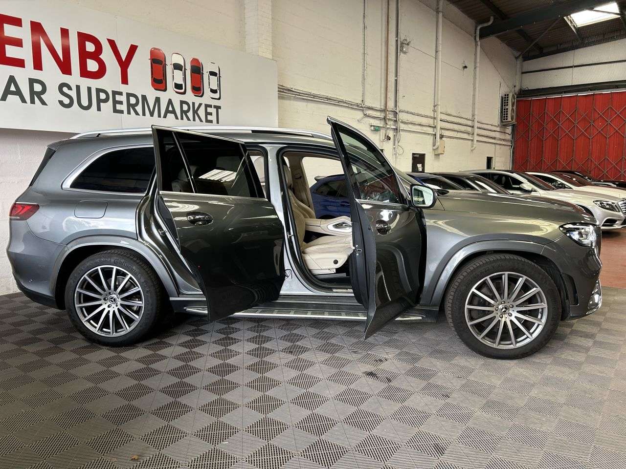 2021 MERCEDES-BENZ GLS 2021 MERCEDES-BENZ GLS