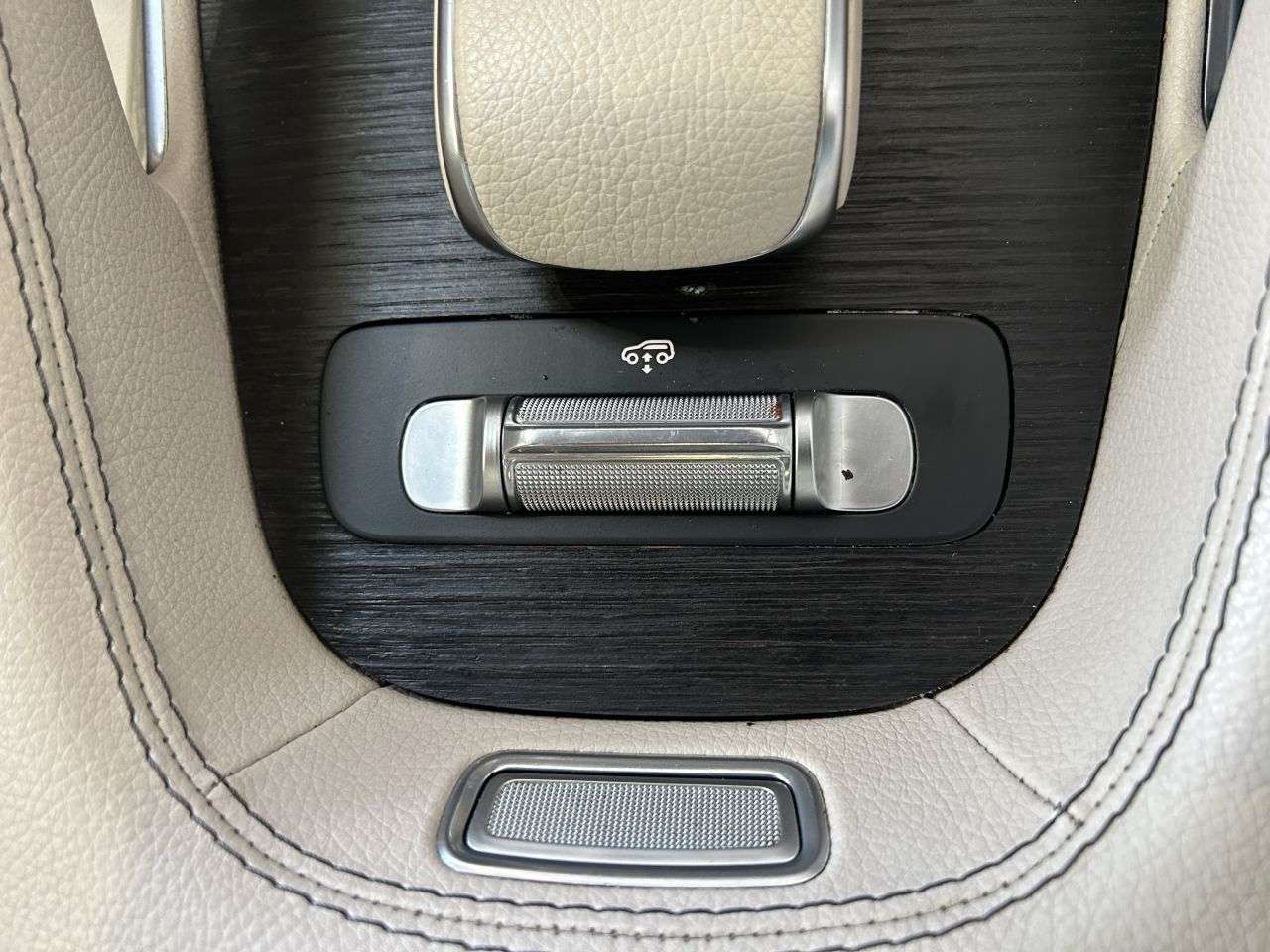 2021 MERCEDES-BENZ GLS 2021 MERCEDES-BENZ GLS