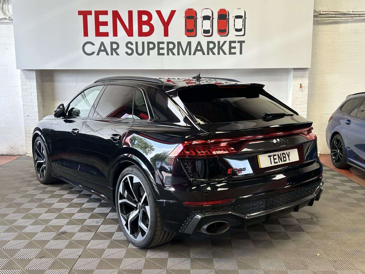 2020 AUDI RSQ8 2020 AUDI RSQ8