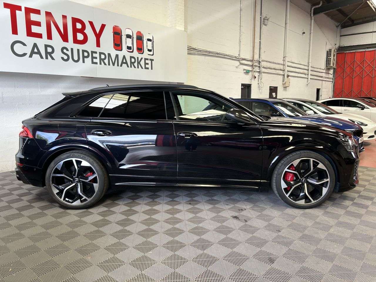 2020 AUDI RSQ8 2020 AUDI RSQ8