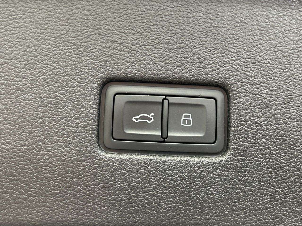 2020 AUDI RSQ8 2020 AUDI RSQ8