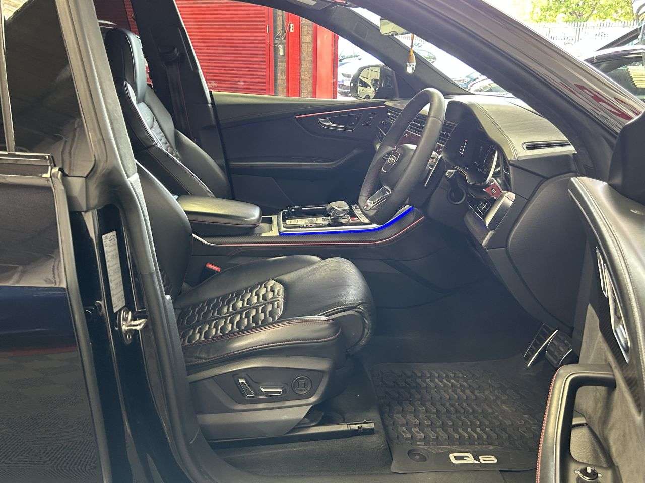 2020 AUDI RSQ8 2020 AUDI RSQ8