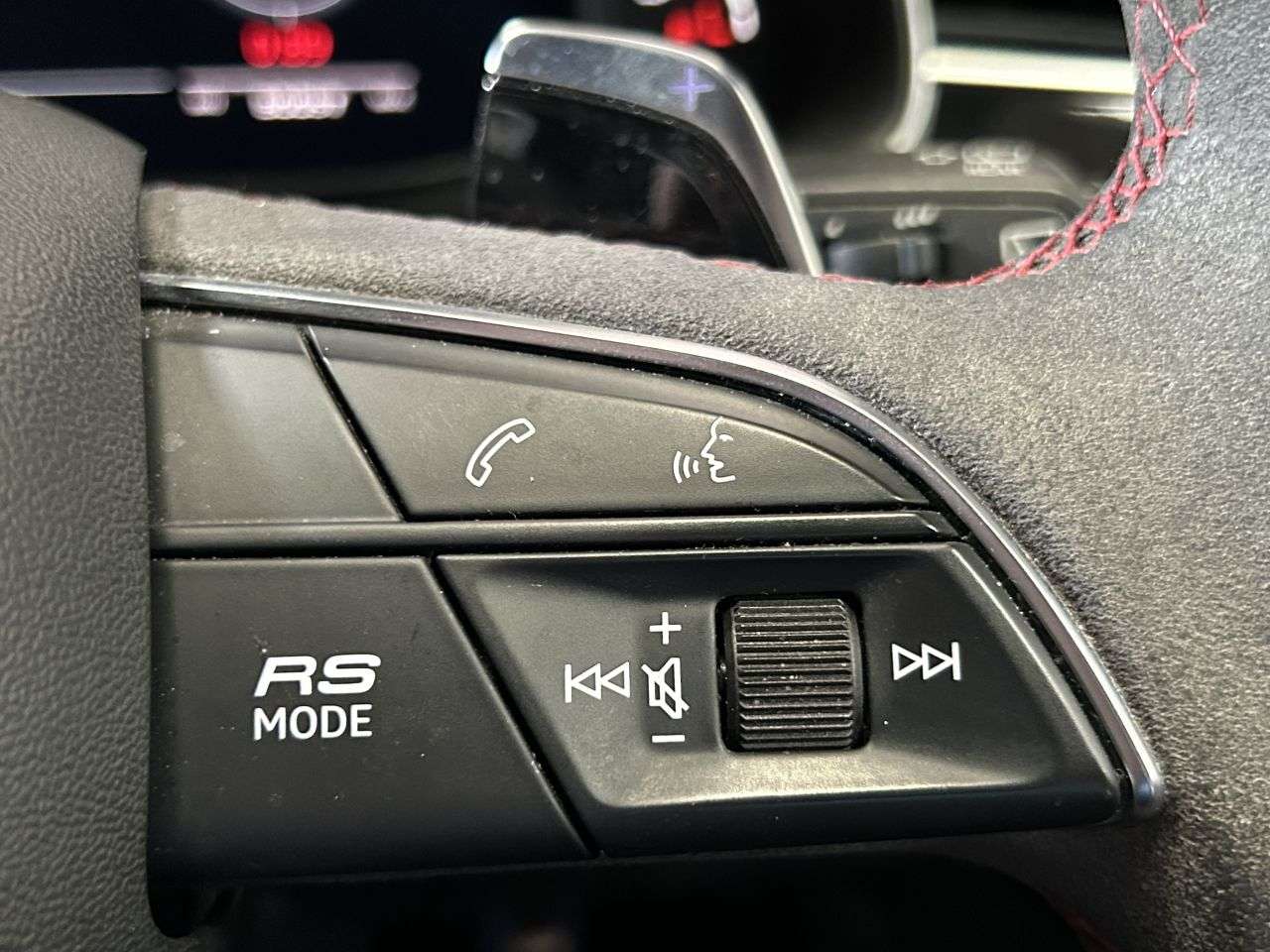 2020 AUDI RSQ8 2020 AUDI RSQ8