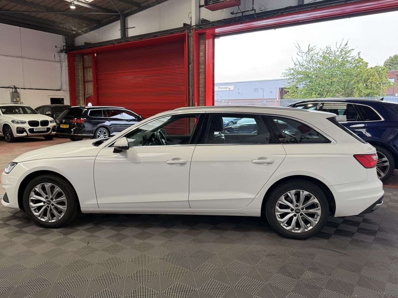 2021 AUDI A4 AVANT 2021 AUDI A4 AVANT