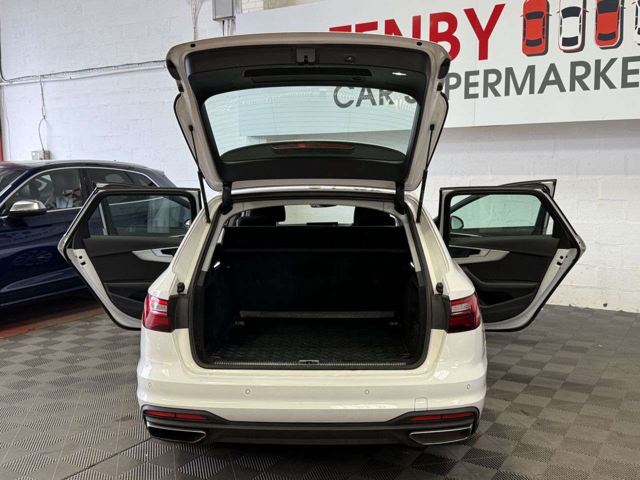 2021 AUDI A4 AVANT 2021 AUDI A4 AVANT