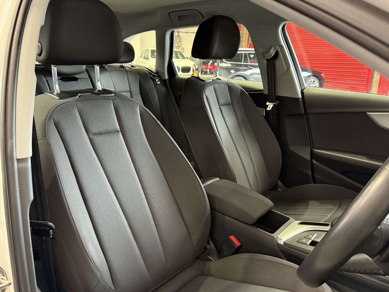 2021 AUDI A4 AVANT 2021 AUDI A4 AVANT