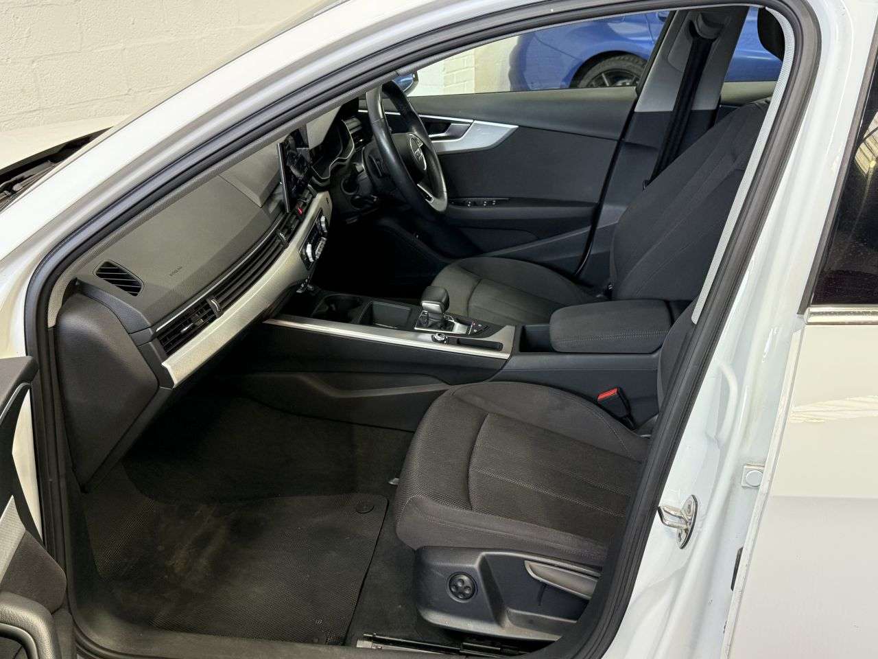 2021 AUDI A4 AVANT 2021 AUDI A4 AVANT