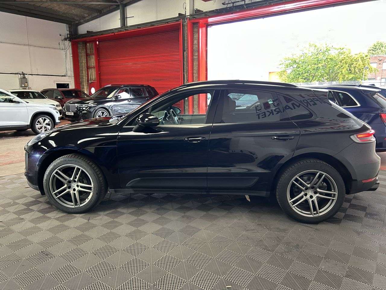 2019 PORSCHE MACAN 2019 PORSCHE MACAN