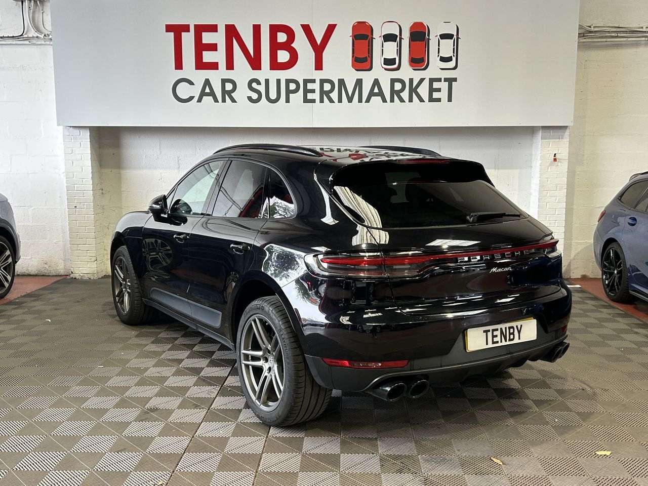 2019 PORSCHE MACAN 2019 PORSCHE MACAN