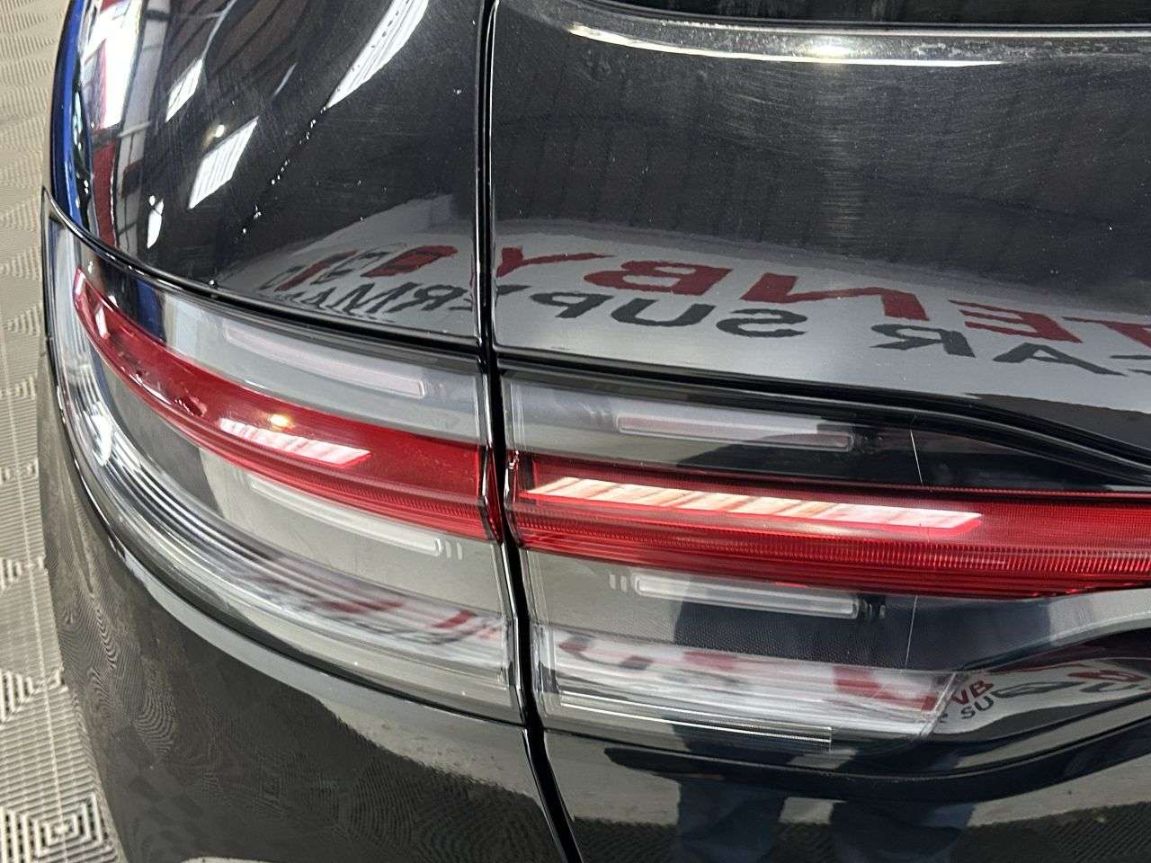 2019 PORSCHE MACAN 2019 PORSCHE MACAN