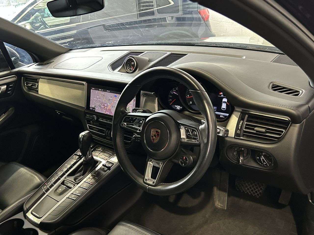 2019 PORSCHE MACAN 2019 PORSCHE MACAN