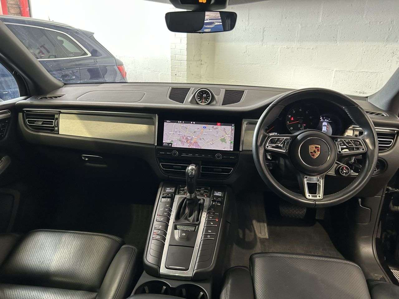 2019 PORSCHE MACAN 2019 PORSCHE MACAN