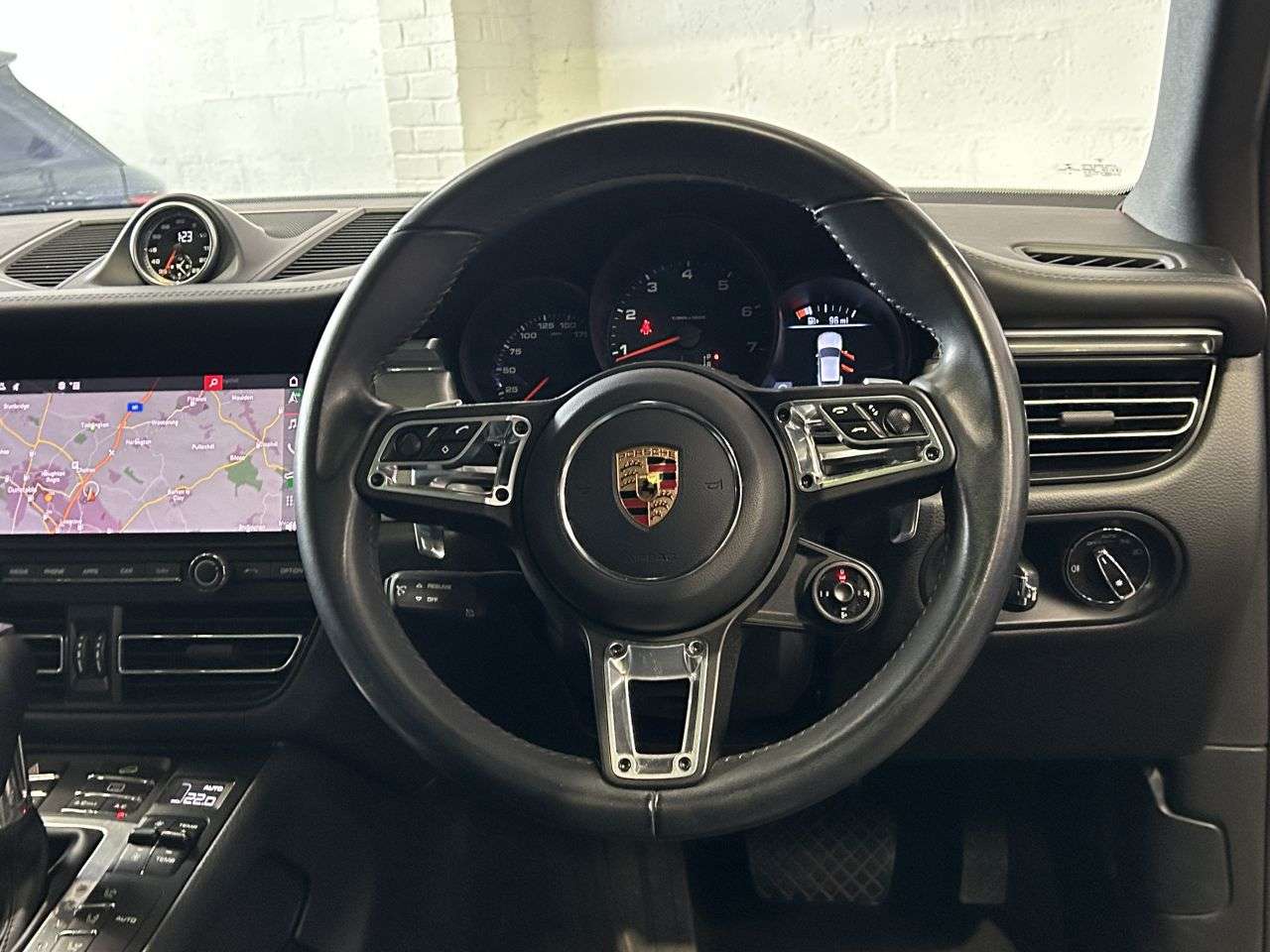 2019 PORSCHE MACAN 2019 PORSCHE MACAN