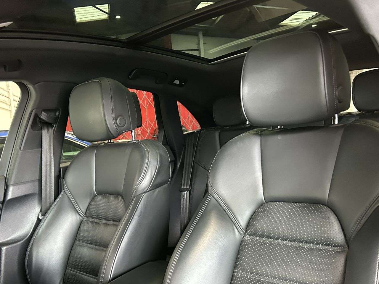 2019 PORSCHE MACAN 2019 PORSCHE MACAN