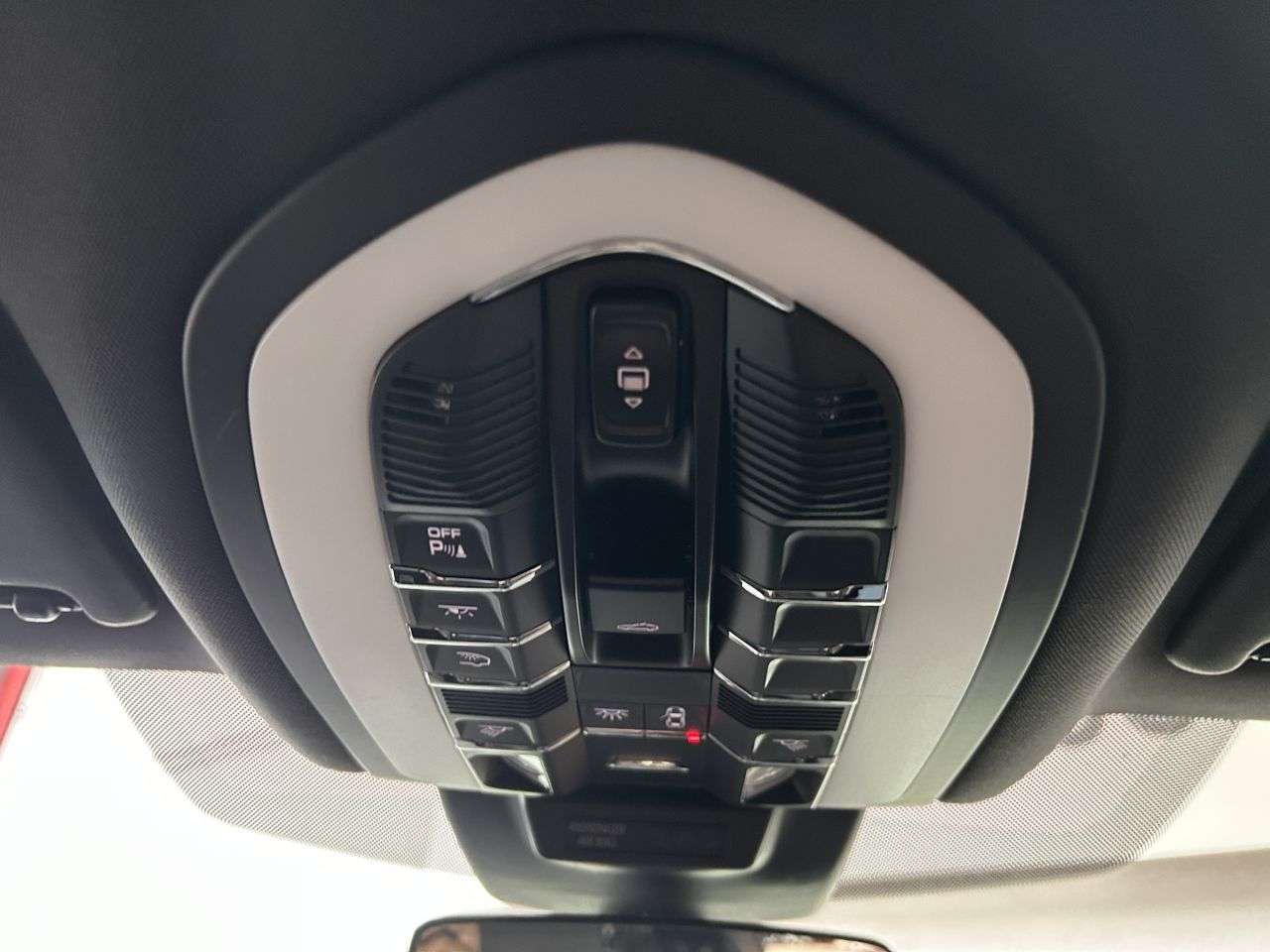 2019 PORSCHE MACAN 2019 PORSCHE MACAN