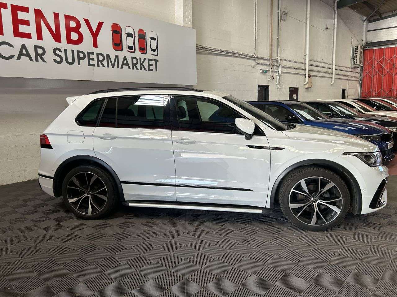 2021 VOLKSWAGEN TIGUAN 2021 VOLKSWAGEN TIGUAN