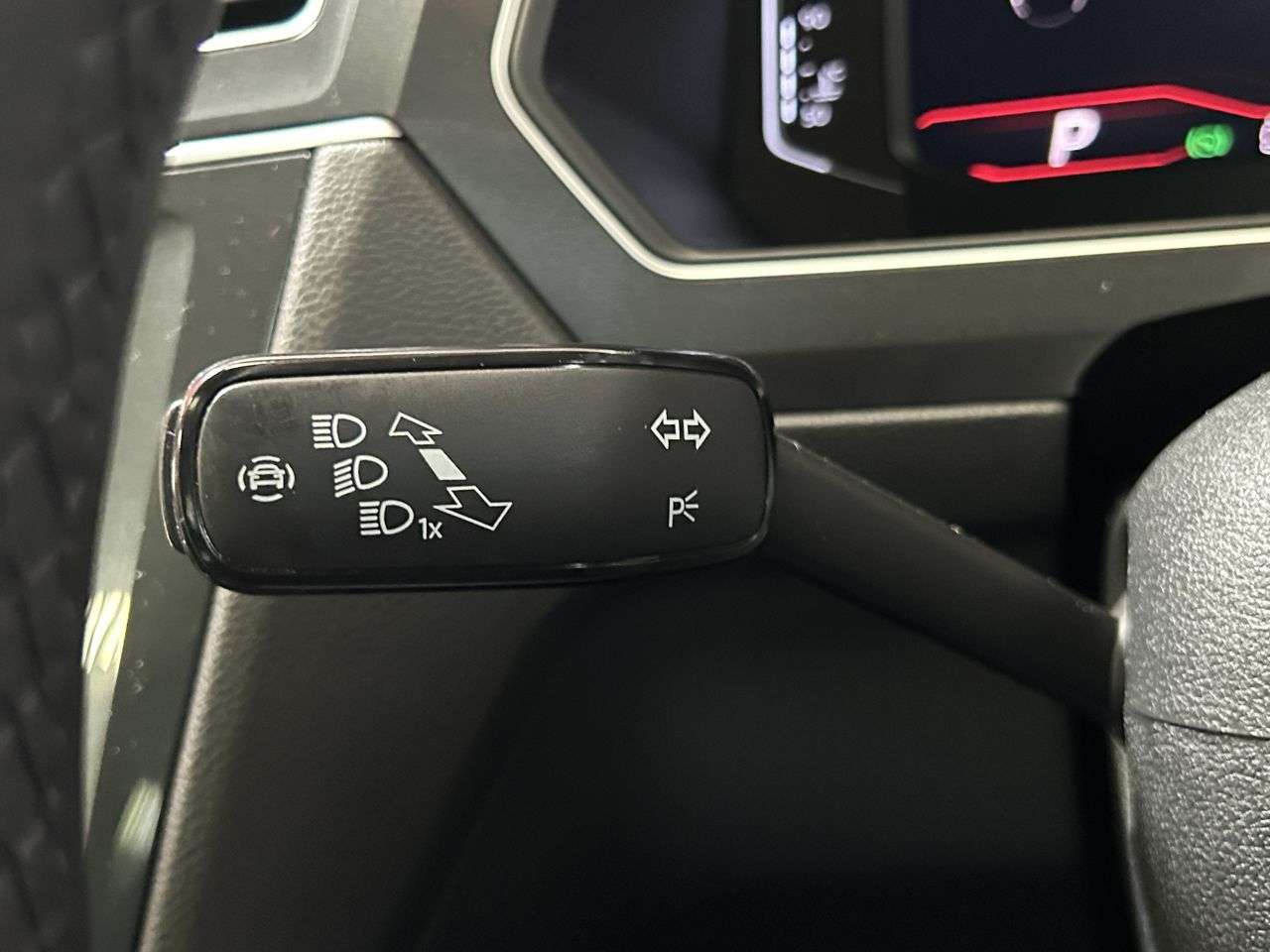 2021 VOLKSWAGEN TIGUAN 2021 VOLKSWAGEN TIGUAN