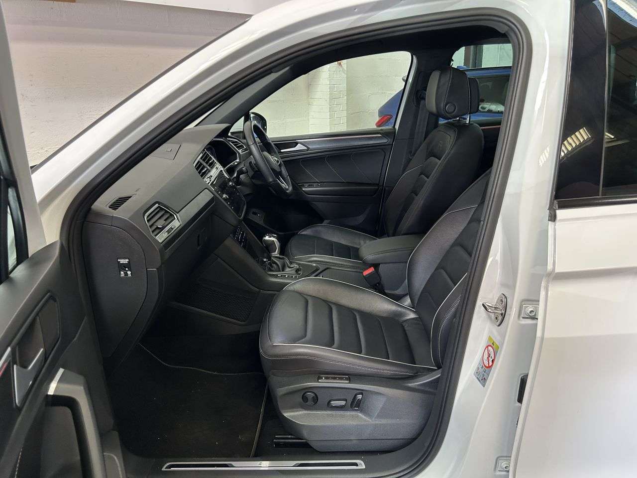 2021 VOLKSWAGEN TIGUAN 2021 VOLKSWAGEN TIGUAN