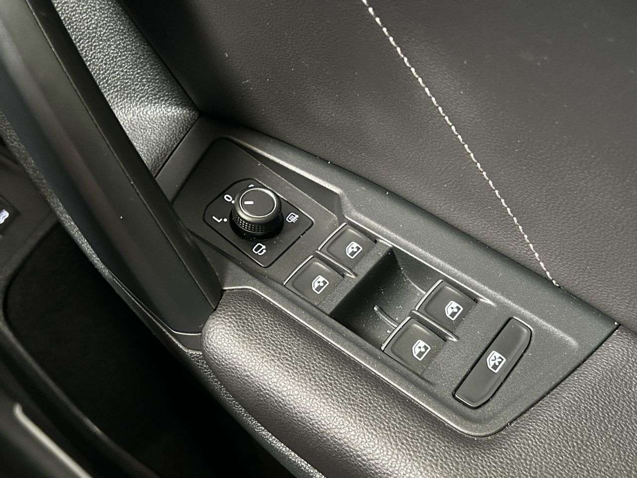 2021 VOLKSWAGEN TIGUAN 2021 VOLKSWAGEN TIGUAN