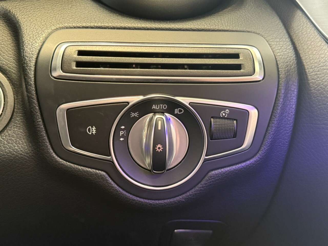 2019 MERCEDES-BENZ C-CLASS 2019 MERCEDES-BENZ C-CLASS