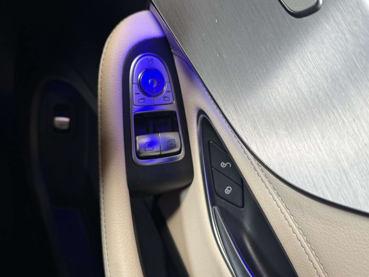 2019 MERCEDES-BENZ C-CLASS 2019 MERCEDES-BENZ C-CLASS