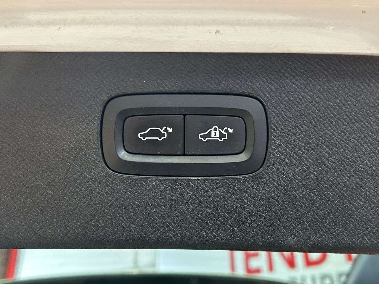 2017 VOLVO XC90 2017 VOLVO XC90