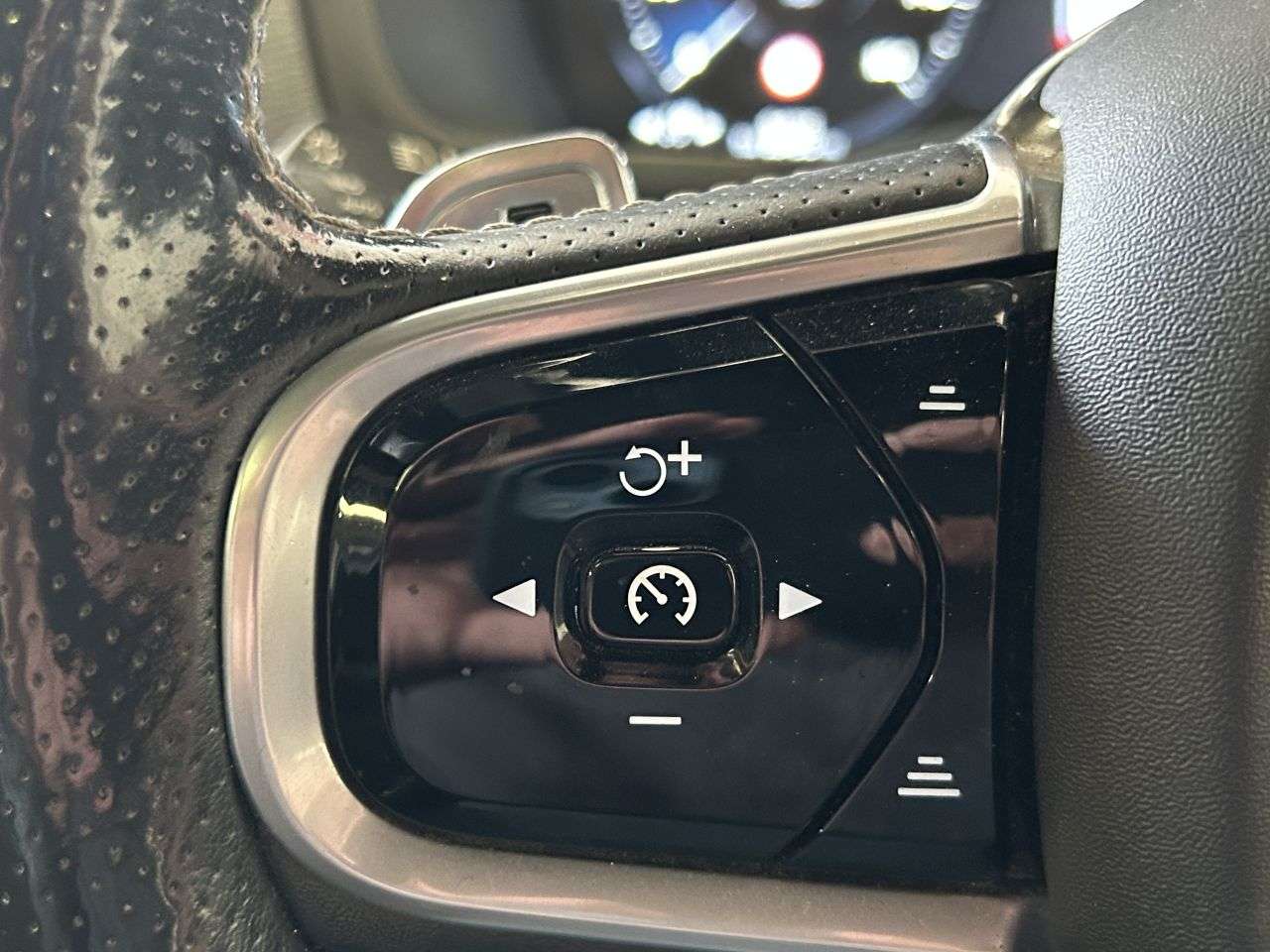 2017 VOLVO XC90 2017 VOLVO XC90