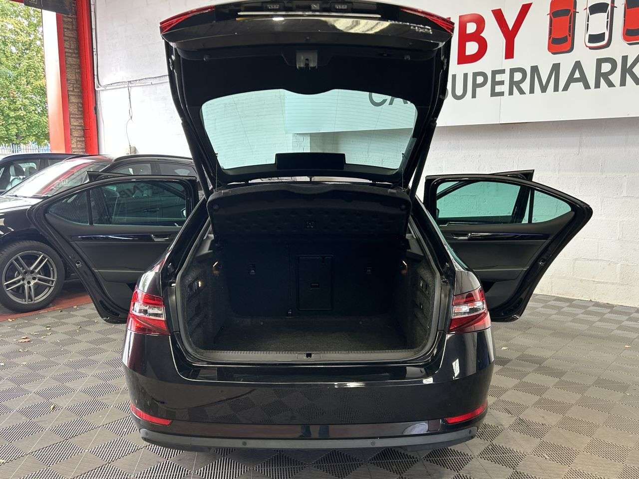 2016 SKODA SUPERB 2016 SKODA SUPERB