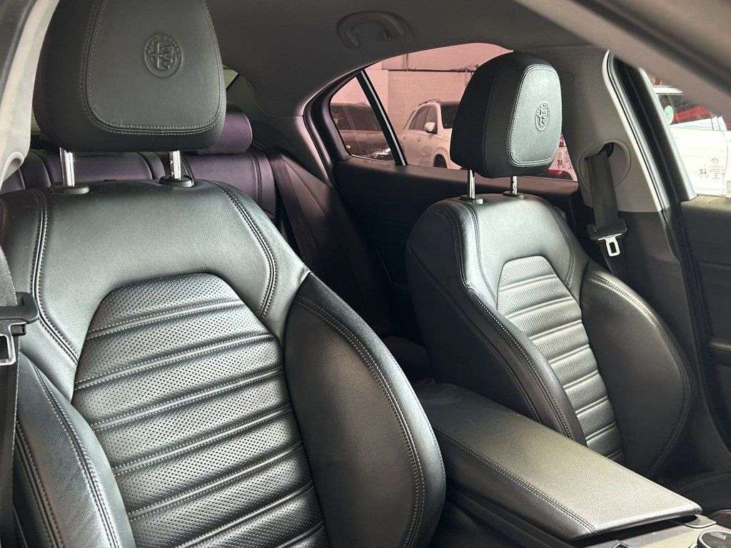 2018 ALFA ROMEO GIULIA 2018 ALFA ROMEO GIULIA