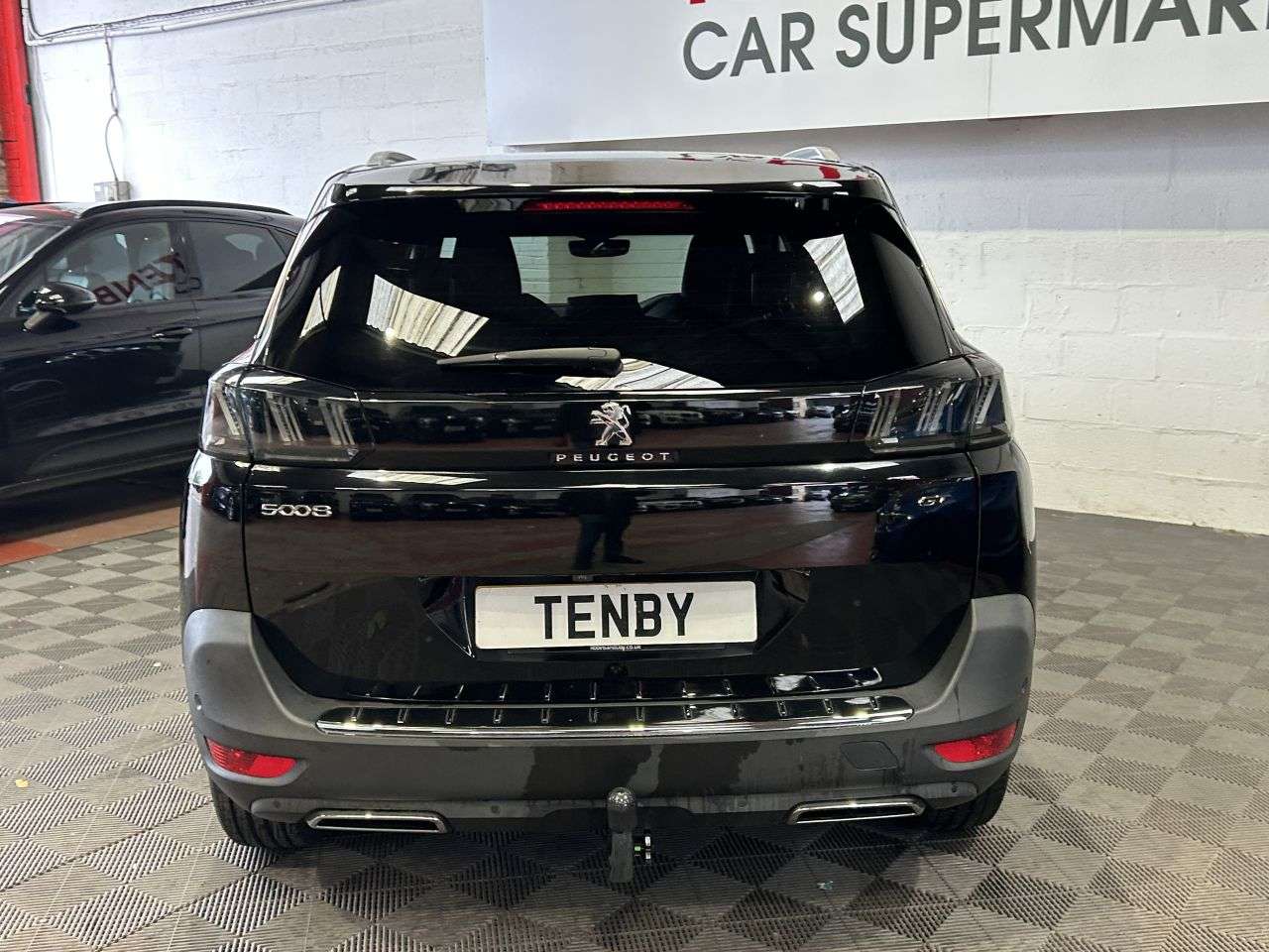 2022 PEUGEOT 5008 2022 PEUGEOT 5008