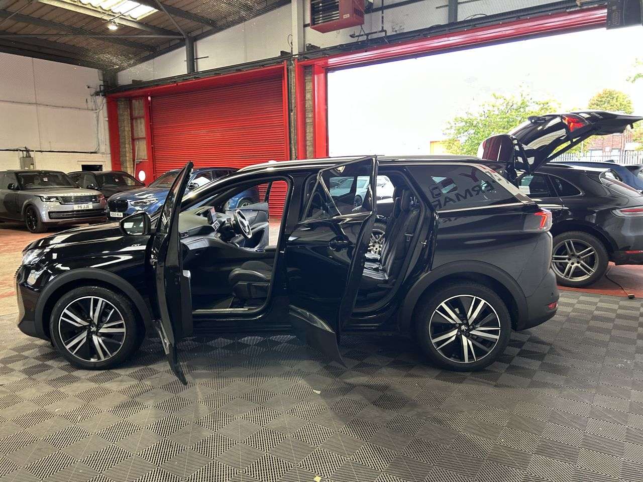 2022 PEUGEOT 5008 2022 PEUGEOT 5008