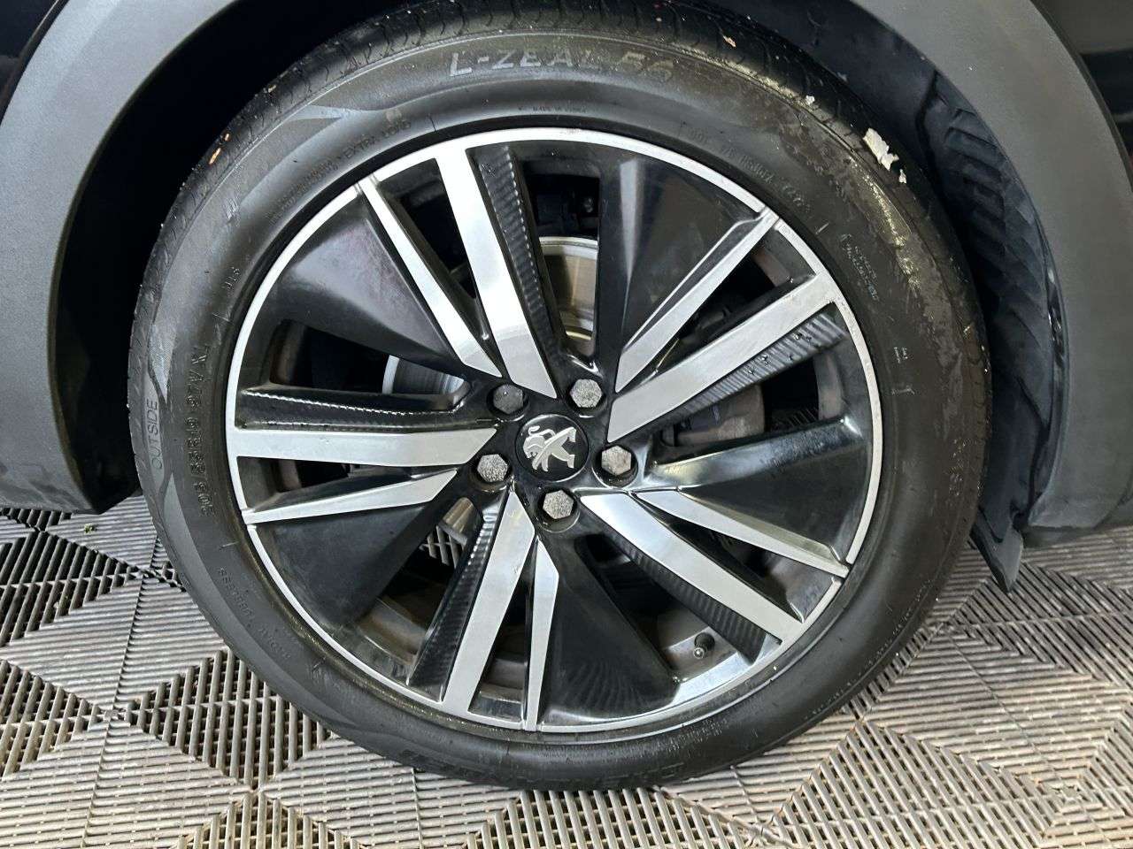 2022 PEUGEOT 5008 2022 PEUGEOT 5008