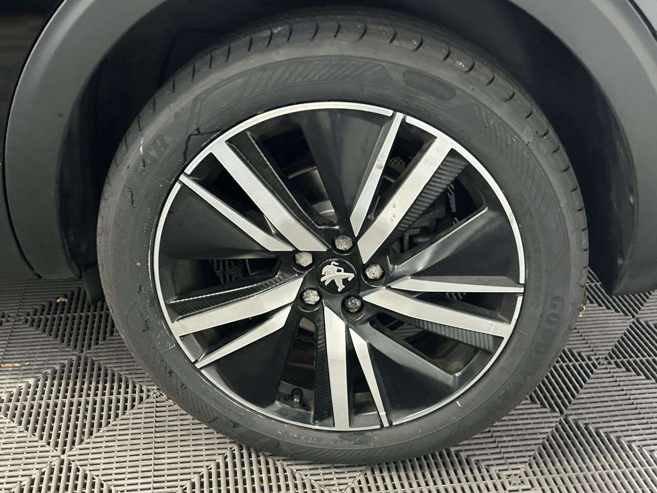 2022 PEUGEOT 5008 2022 PEUGEOT 5008