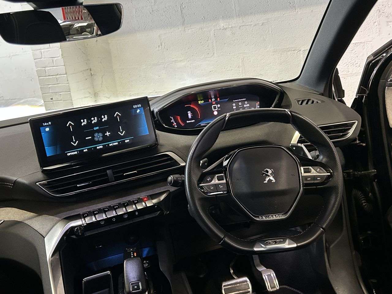 2022 PEUGEOT 5008 2022 PEUGEOT 5008