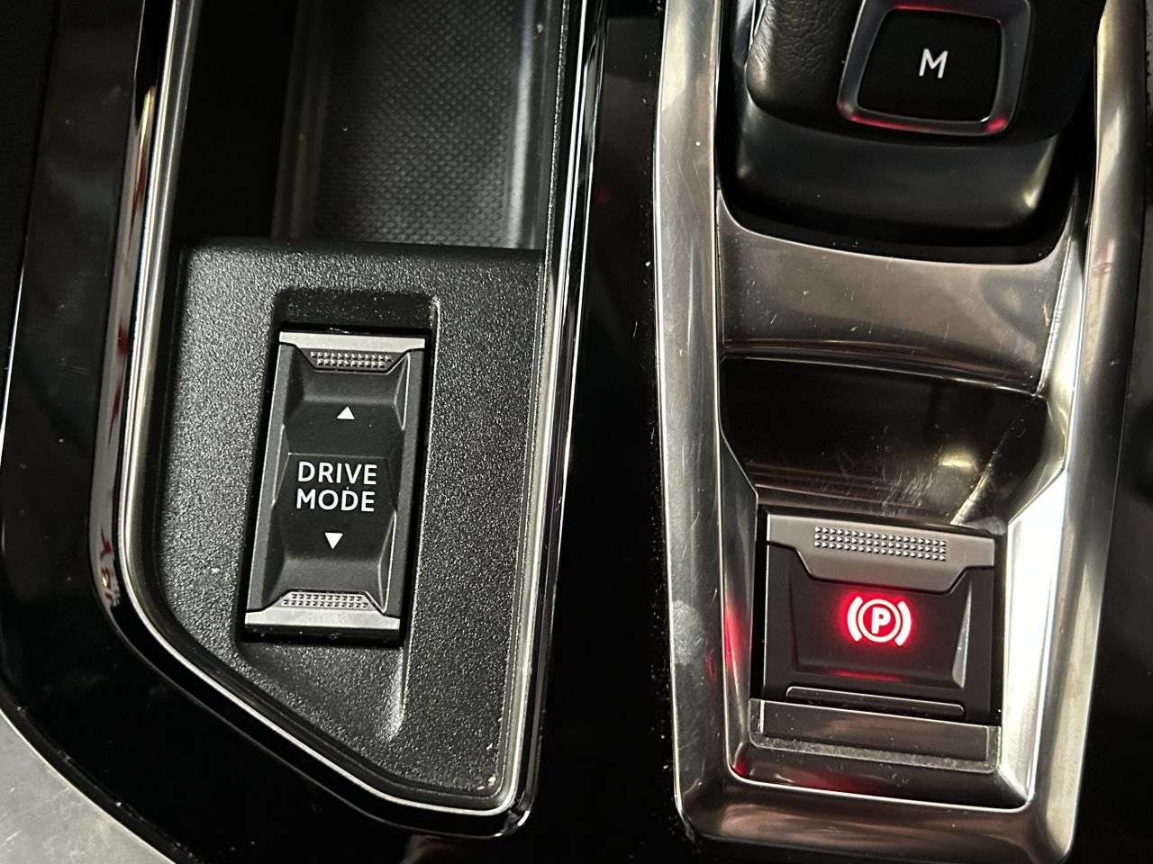 2022 PEUGEOT 5008 2022 PEUGEOT 5008