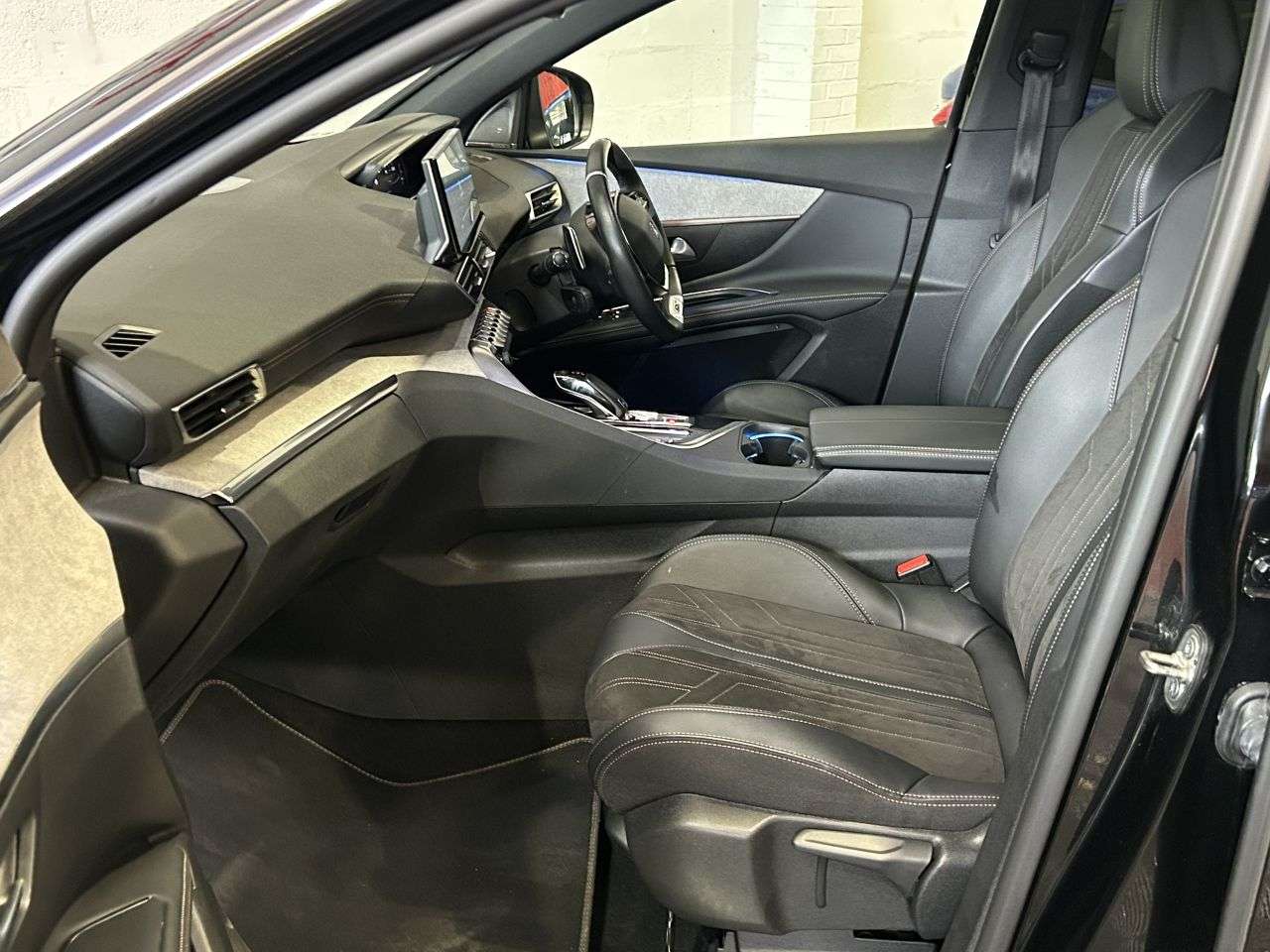 2022 PEUGEOT 5008 2022 PEUGEOT 5008