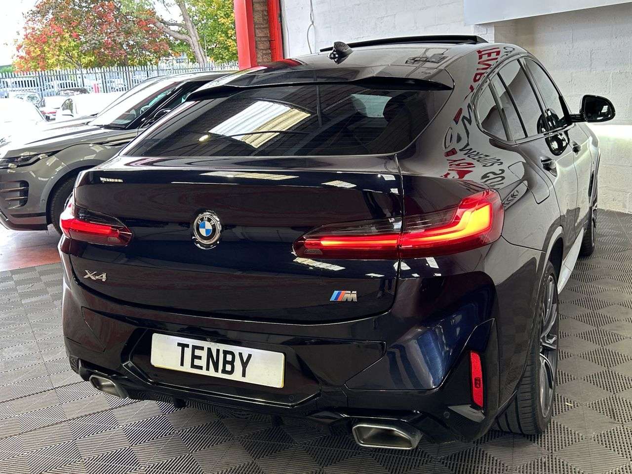 2021 BMW X4 2021 BMW X4