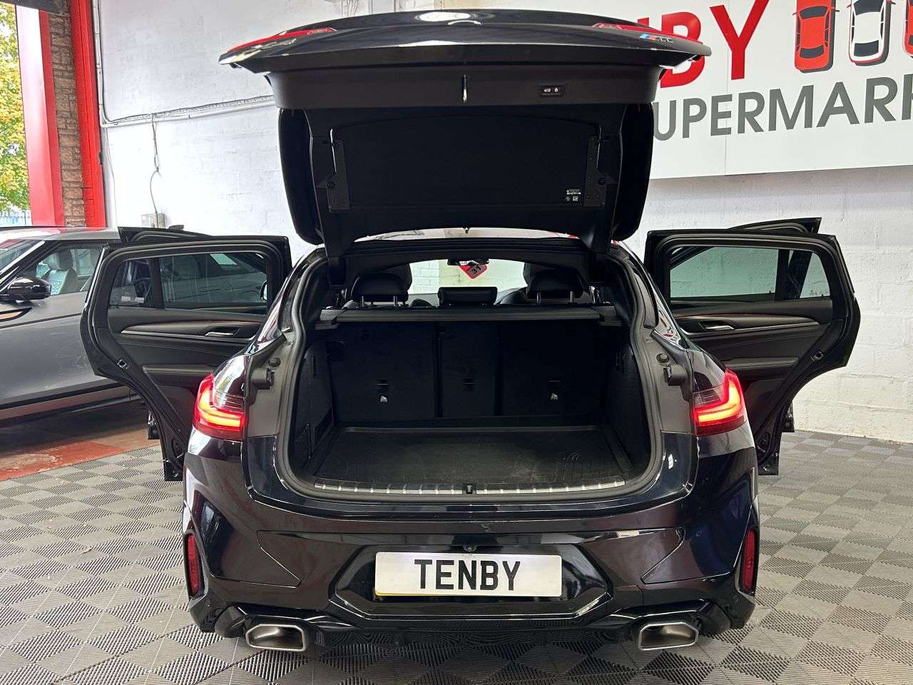 2021 BMW X4 2021 BMW X4