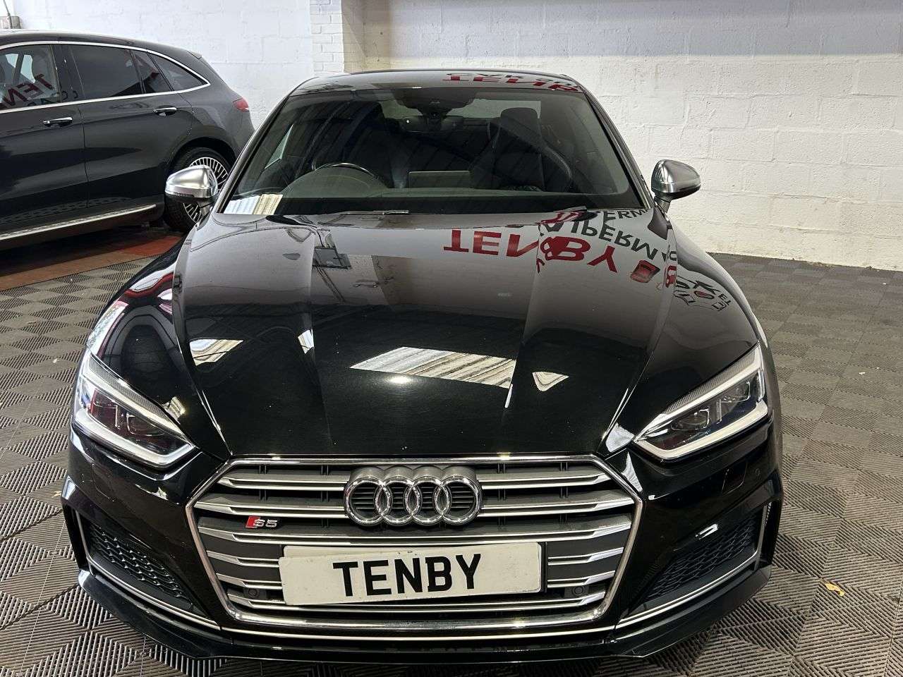 A 2017 AUDI S5 3.0 TFSI V6 Coupe 2dr Petrol Tiptronic quattro Euro 6 (s/s) (354 ps) CARPLA A 2017 AUDI S5 3.0 TFSI V6 Coupe 2dr Petrol Tiptronic quattro Euro 6 (s/s) (354 ps) CARPLA