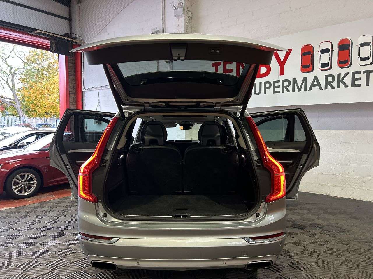 2017 VOLVO XC90 2017 VOLVO XC90