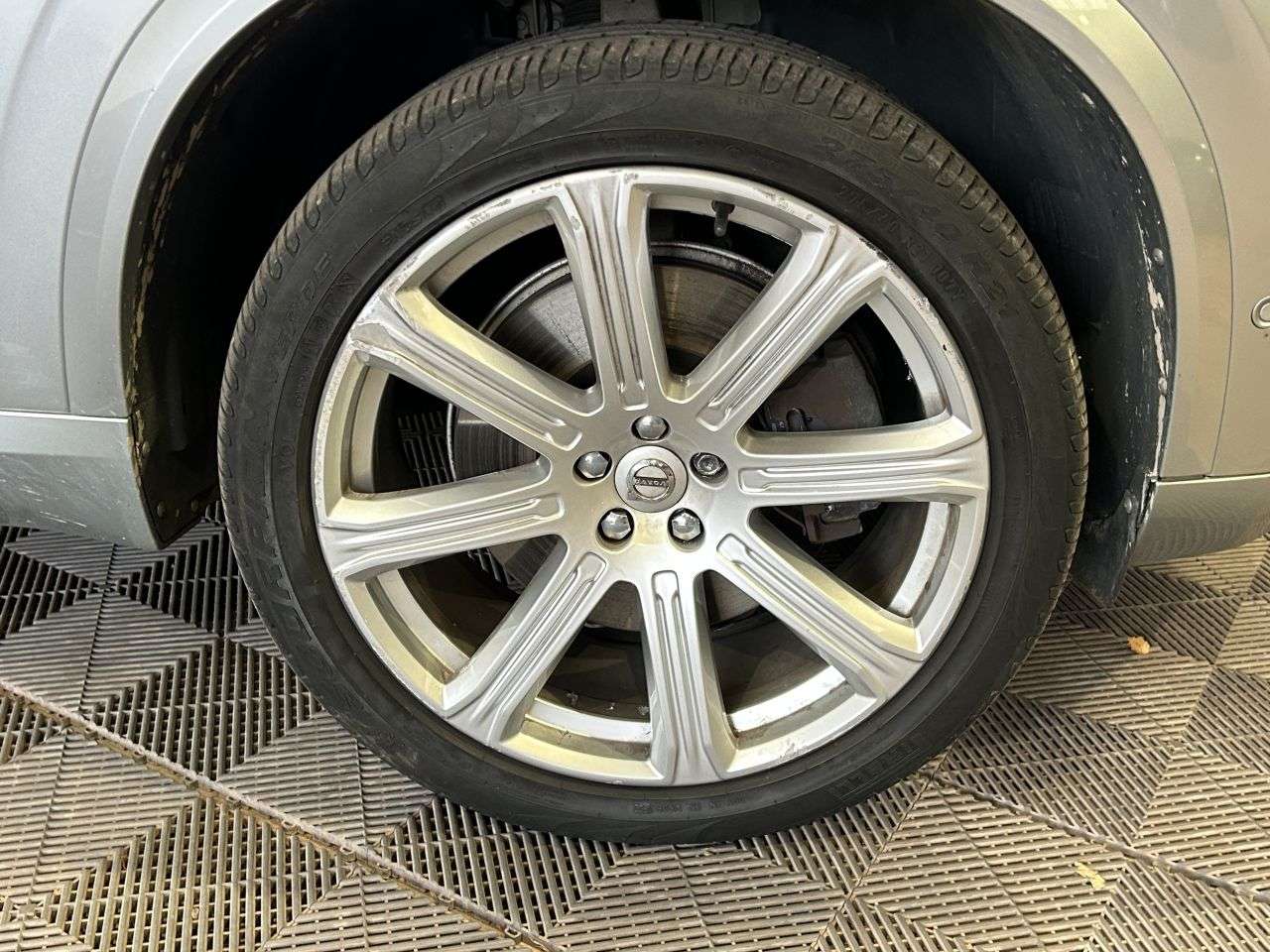 2017 VOLVO XC90 2017 VOLVO XC90