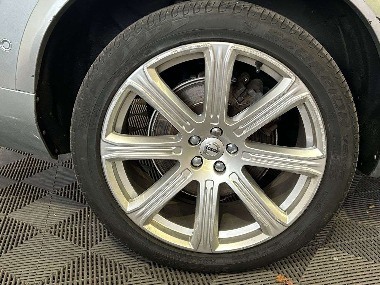 2017 VOLVO XC90 2017 VOLVO XC90