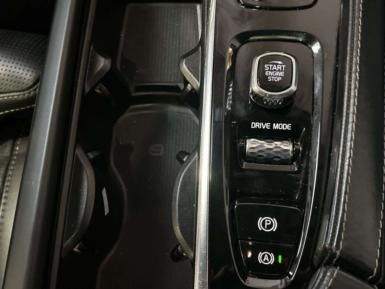 2017 VOLVO XC90 2017 VOLVO XC90