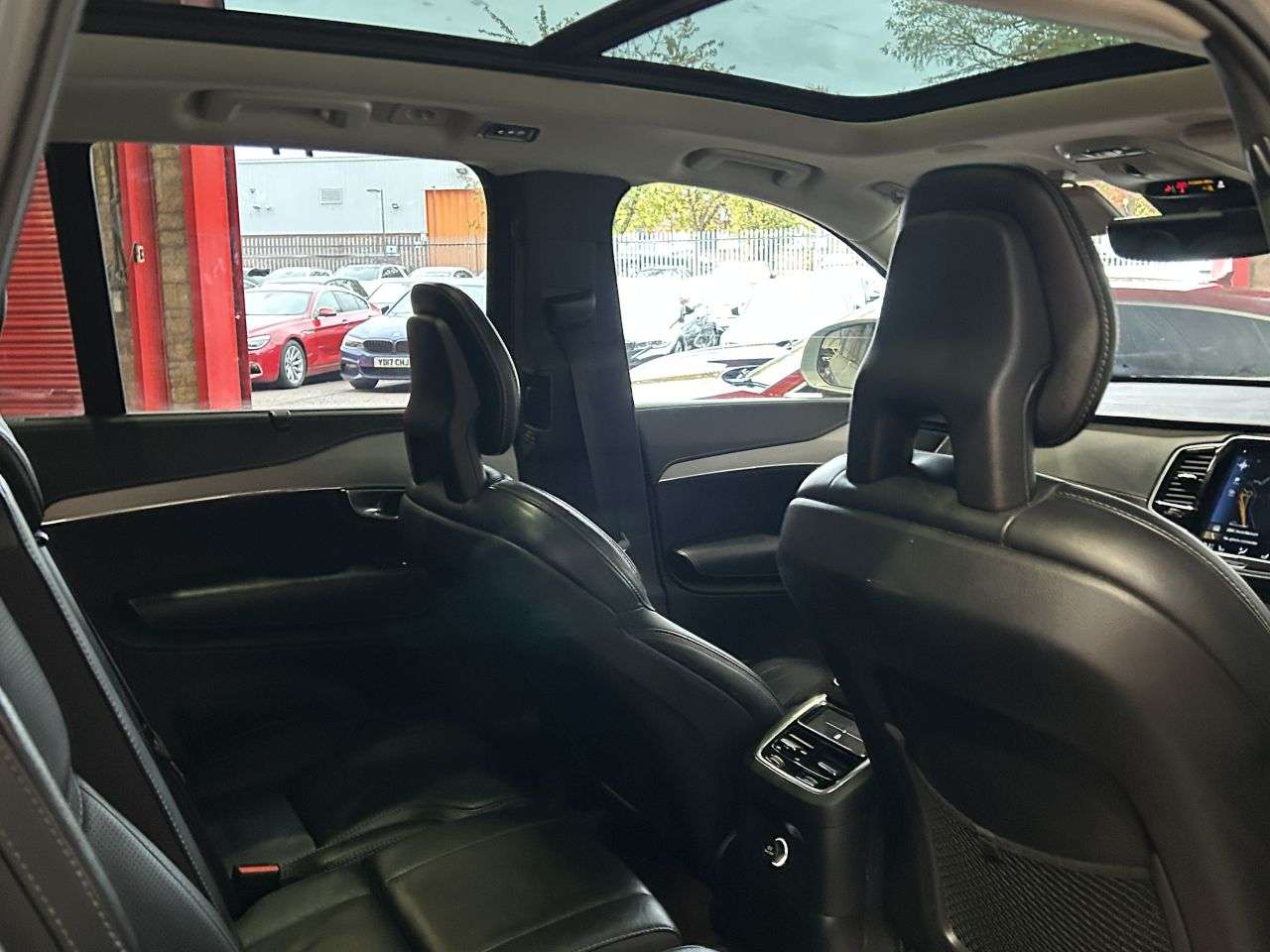 2017 VOLVO XC90 2017 VOLVO XC90