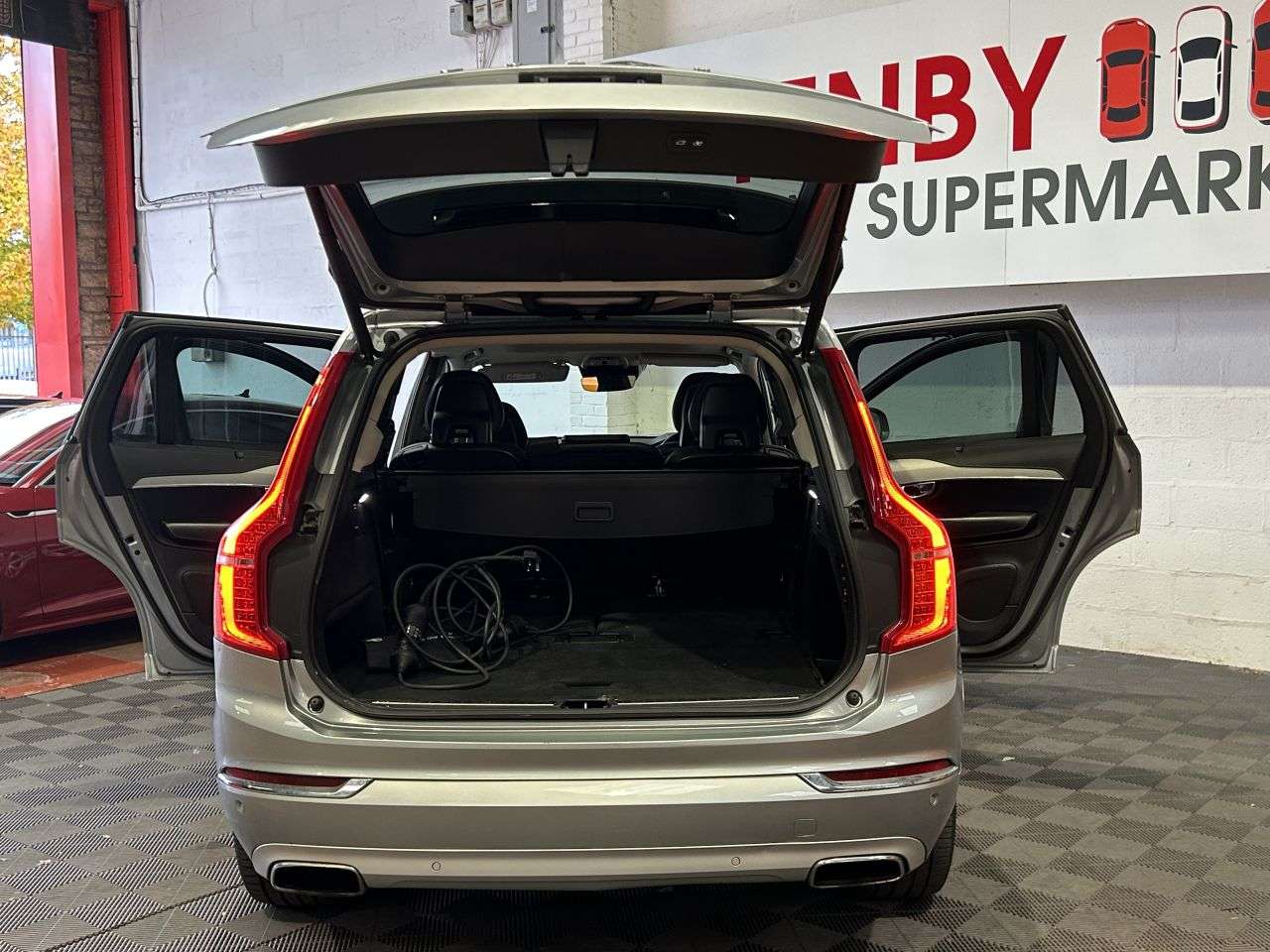 2017 VOLVO XC90 2017 VOLVO XC90