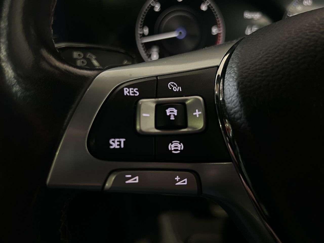 2018 VOLKSWAGEN TOUAREG 2018 VOLKSWAGEN TOUAREG