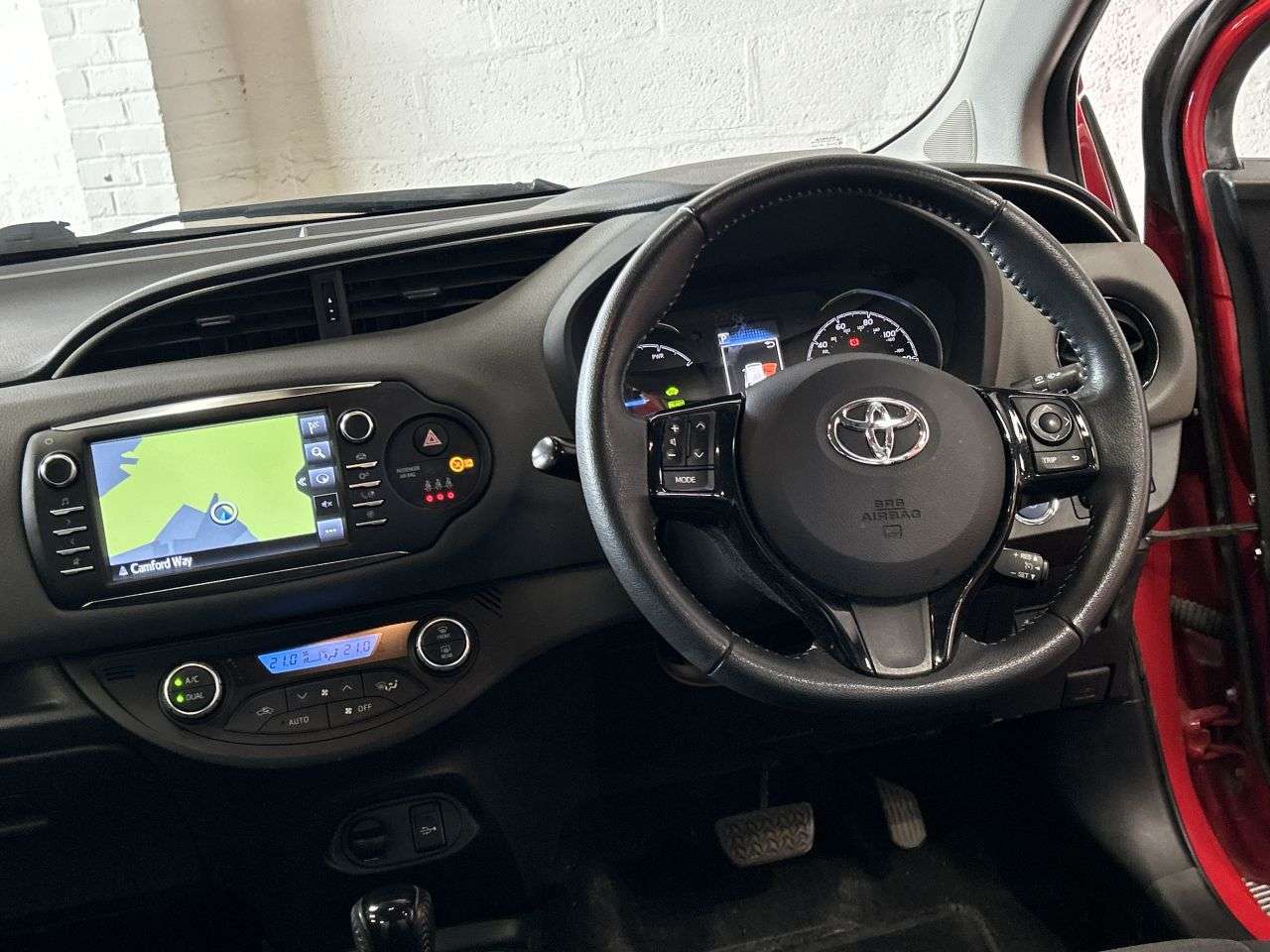 2019 TOYOTA YARIS 2019 TOYOTA YARIS